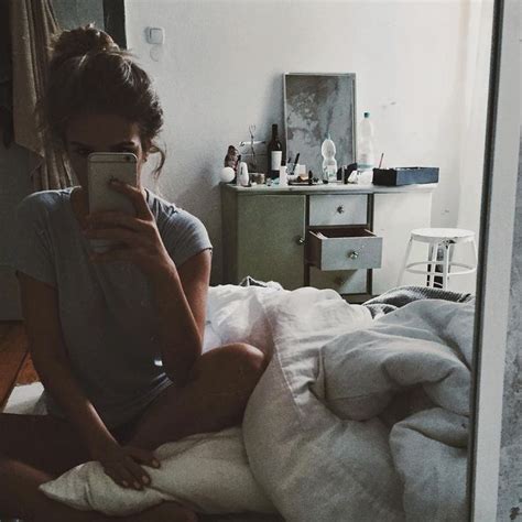 selfie in bed|Bedroom Selfie Ideas .